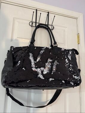 BRAND NEW- Sequin Accent Black Weekender Bag With Strap
